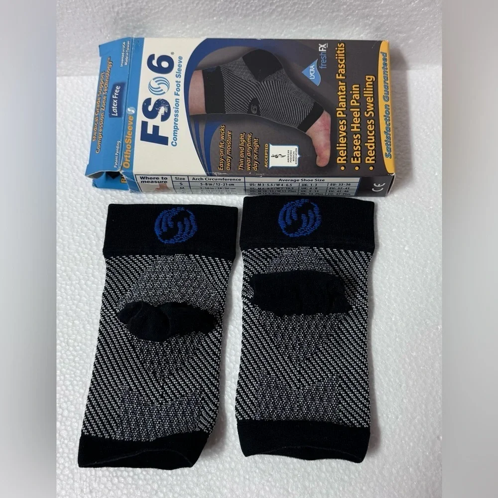 FSO6 Black & Gray Ankle Compression Sleeves for Women Size Small